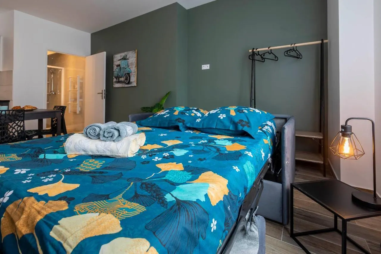 Appartement LOC TROTTEUR LE ROMARIN Gare SNCF de Lourdes